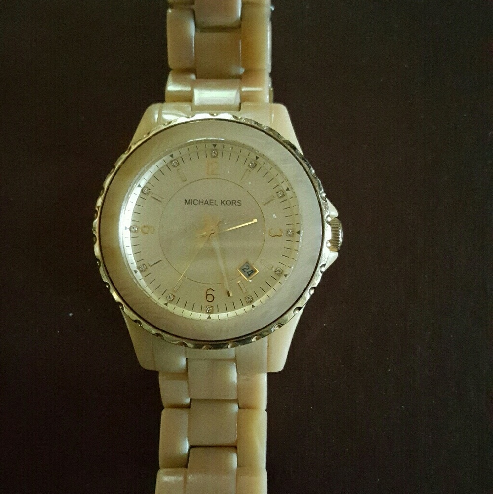 Michael Kors Watch (Unisex)
